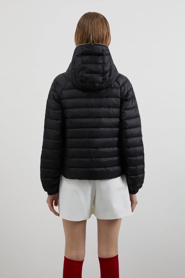 Duvetica Caroma Black